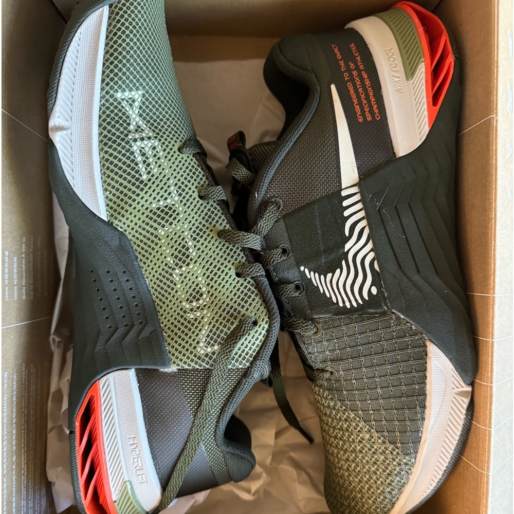 Brand New Metcon 8